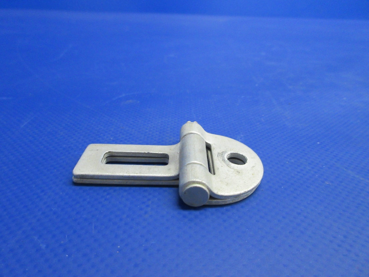 Cessna Seat Belt Latch P/N 0711083-1 (0826-727)3