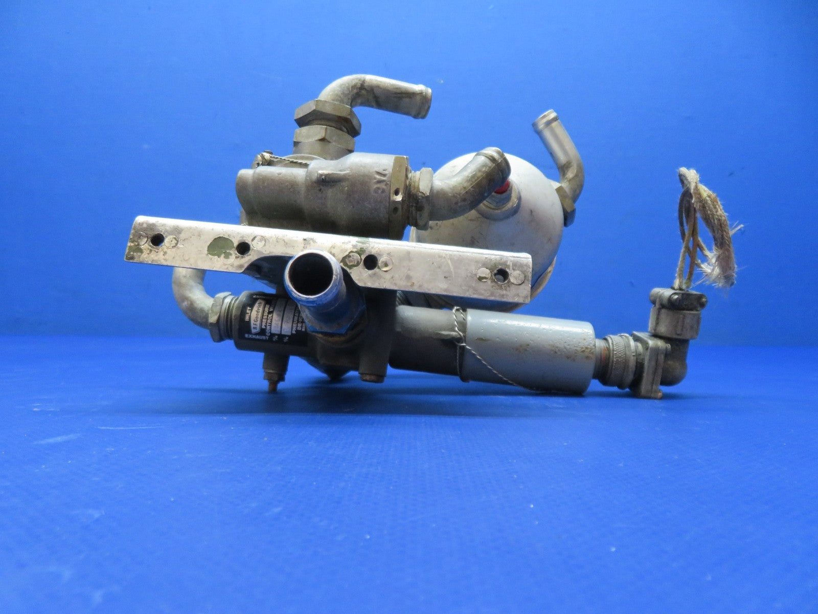 B.F. Goodrich De-Ice Filter, Control & Shuttle 28v 3D1549-02A3 TESTED (0326-183)2