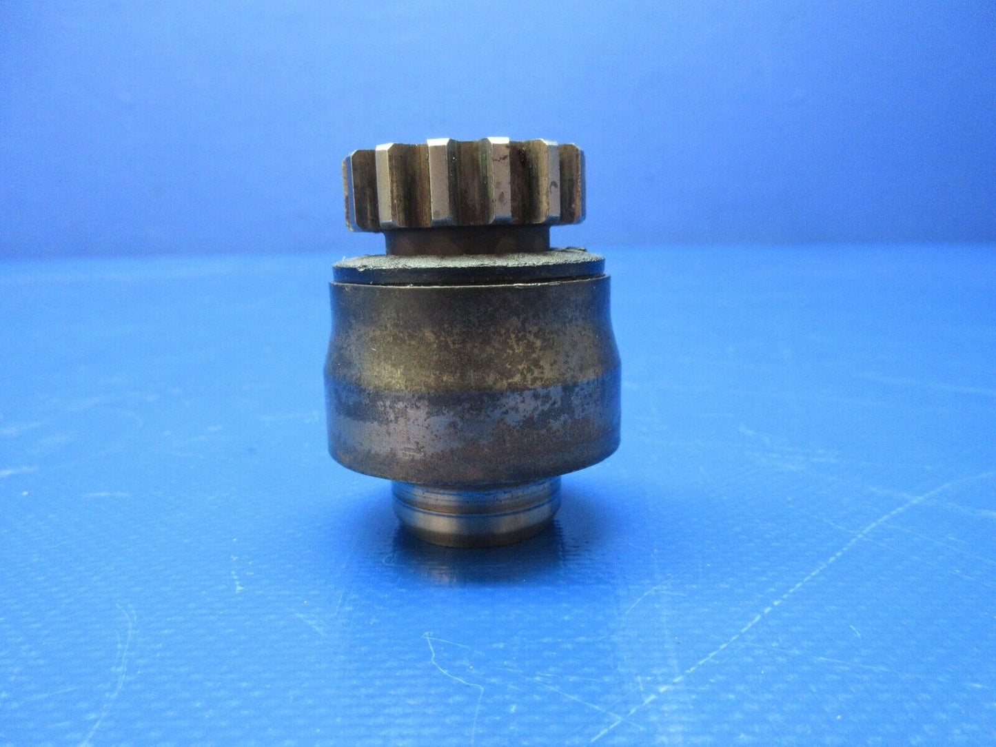 43713804