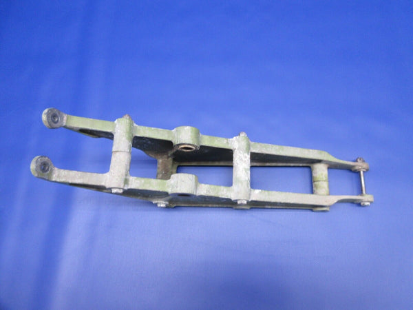 Bell 47J-2 Helicopter Power Cylinder Support P/N 47-724-115-13 (1124-942)