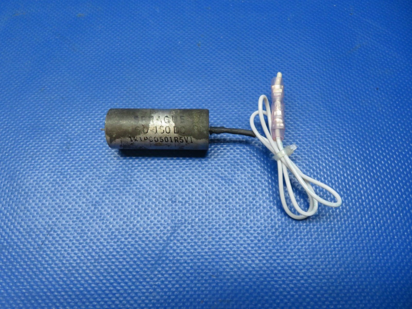 Beech 95 / D95A Spraque Capacitor 28v 121P60501R5V1 LOT OF 4 WARRANTY (0424-277)