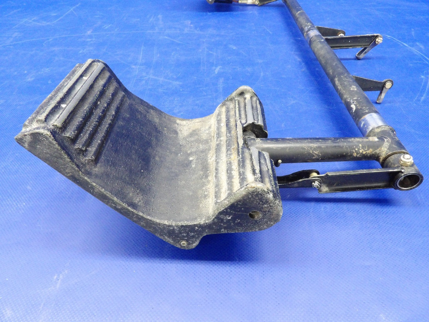 Cessna 421 Rudder Pedals & Torque Tubes P/N 0861706-1 (0726-2087)12