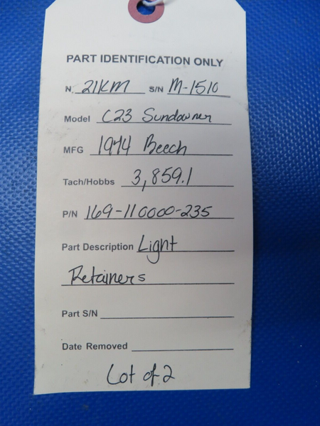 Beech C23 Sundowner Light Retainers P/N 169-110000-235 LOT OF 2 (0824-201)