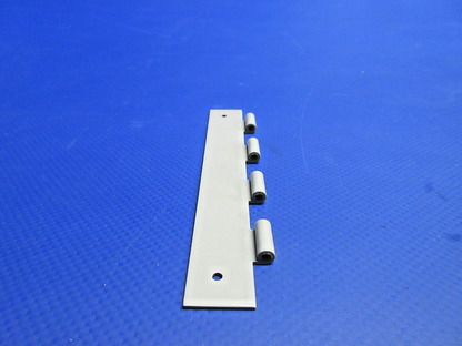 Cessna Oil Door Hinge Half w/Pin P/N 5952108-10 NOS (0926-728)5