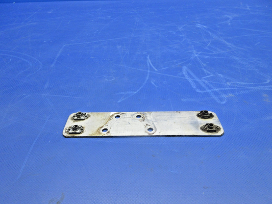 Diamond DA-40 Main Gear LH Fairing Mount Bracket P/N D41-3213-31-LH (0726-831)0