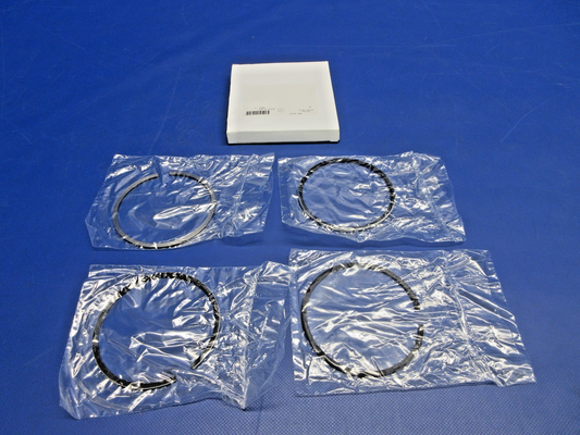 Continental Piston Ring Set P/N 649225 NOS (0426-752)0