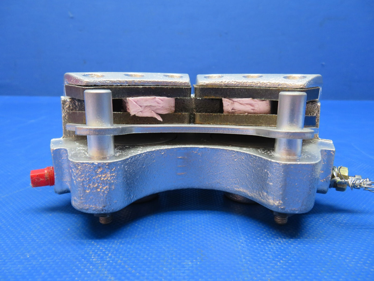 Cessna 337 / 337E Cleveland Brake Caliper Assy P/N 30-61 REBUILT (0424-1711)3