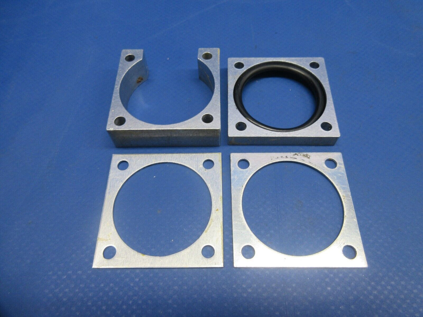 Piper PA-32RT-300T Lance II Control Wheel Plate P/N 68272-02 (0924-869)