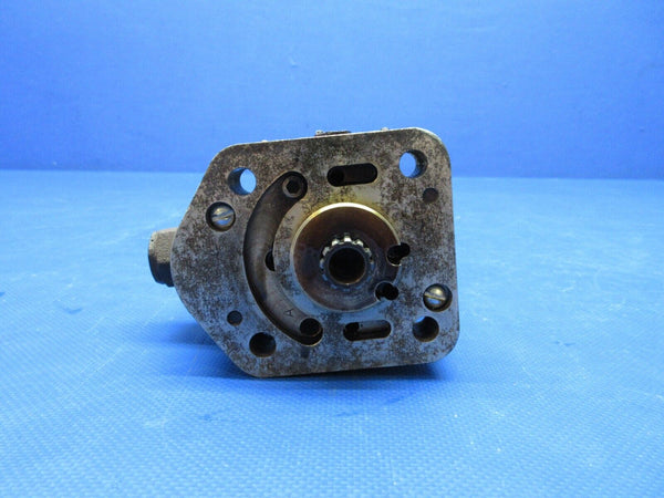 Early Cessna 182 Sensenich / Woodward Prop Governor P/N 210105 CORE (0724-1236)