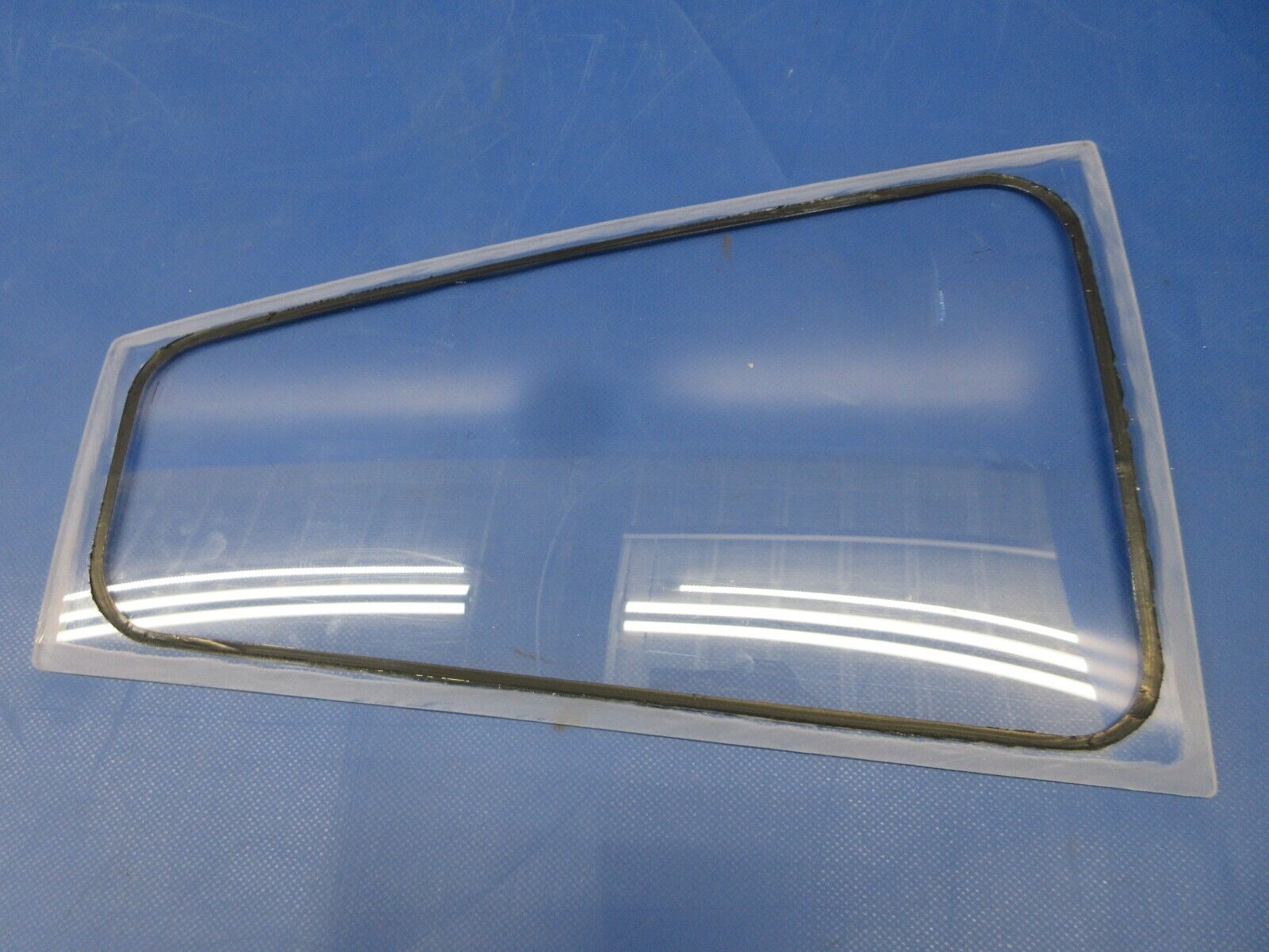 Piper PA-28-181 Archer Rear Window RH P/N 76278-03 (0624-2078)