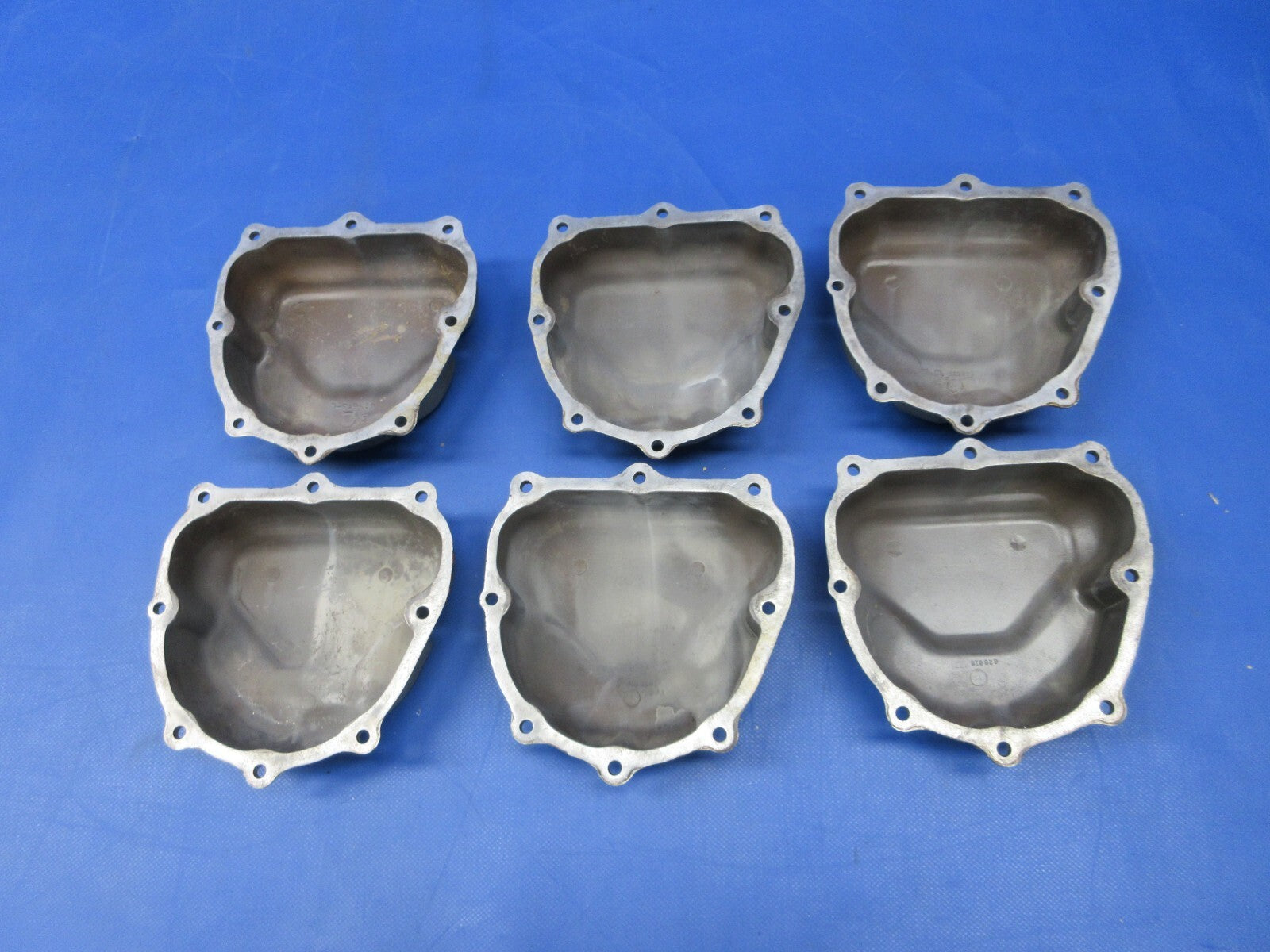 Continental TSIO-520-E9B Rocker Valve Cover P/N 625615-L LOT OF 6 (0924-1249)2