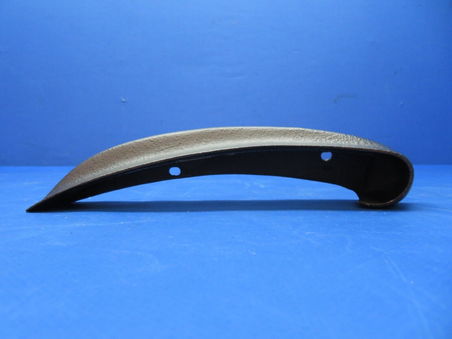 Diamond DA-42 RH Glareshield End Cap P/N DA4-2510-48-00 (0623-489)