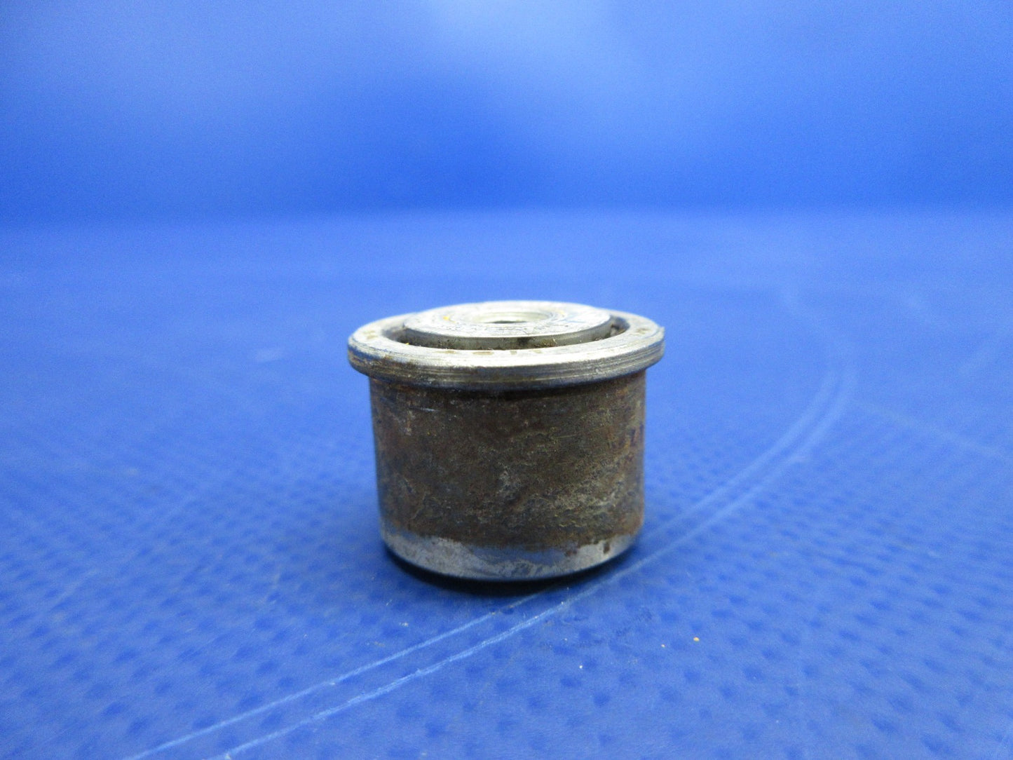 Beech F35 Bonanza Flap Track Roller P/N 35-165004 LOT OF 8 (0726-762)9