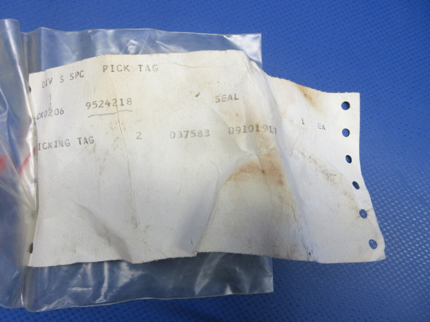 Beech King Air 100 Meggitt Wheel Bearing Seal P/N 9524218 NOS (0324-745)