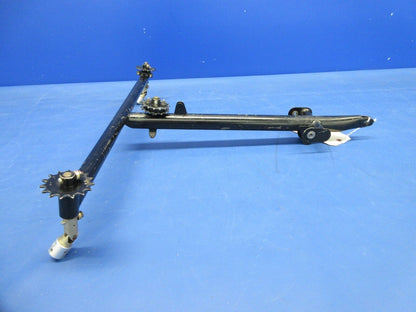 Piper PA-32RT-300T Lance II Control Column Assembly P/N 62019-04 (0924-2072)