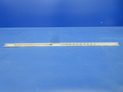 Beech C24R Sierra Seat Track OTBD LH P/N 169-400005-917 (0524-2032)