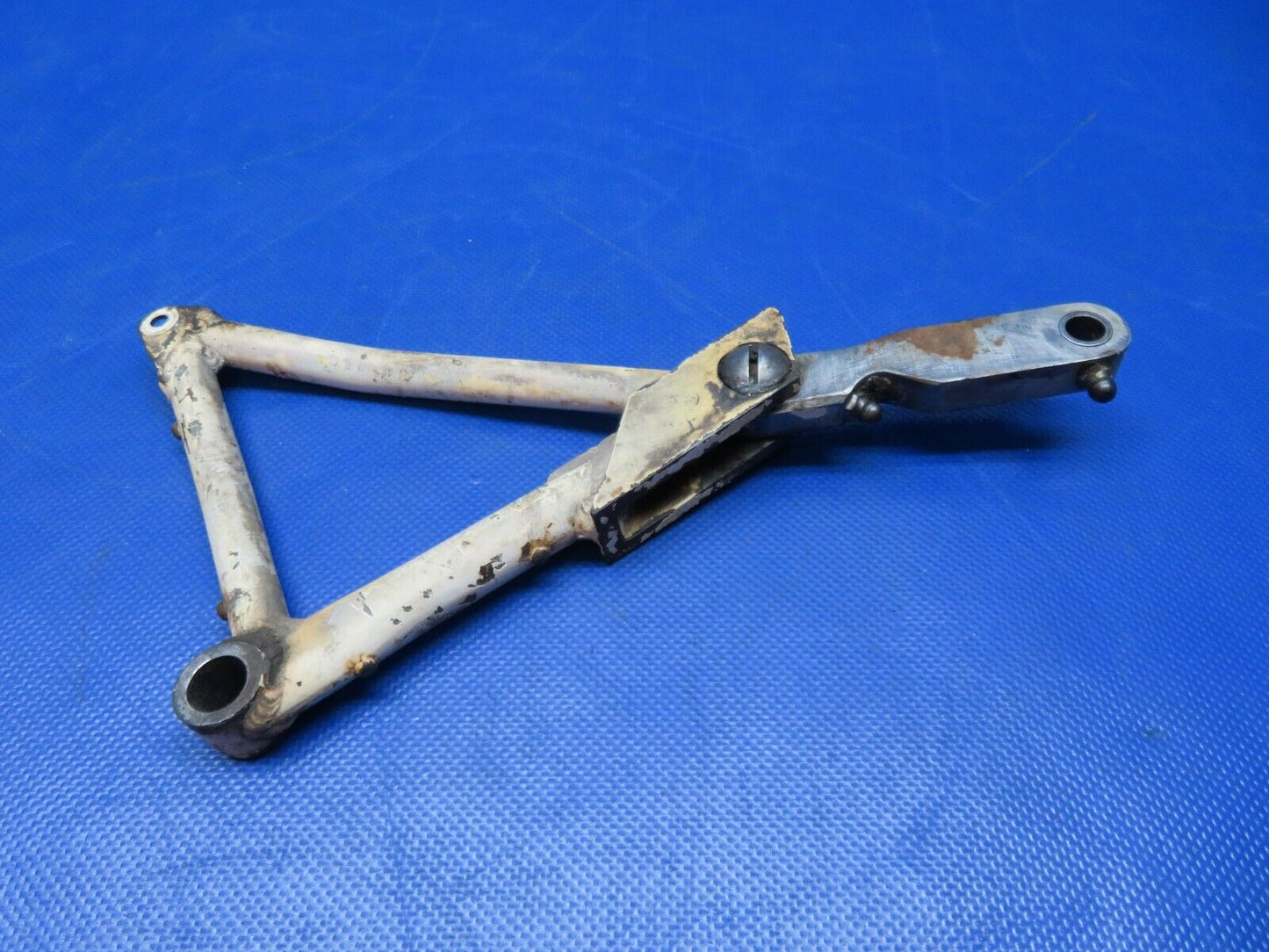 Mooney M20 / M20E LH MG Retract Truss & Link P/N 5256-1 SSBY 520006-1 (0424-157)