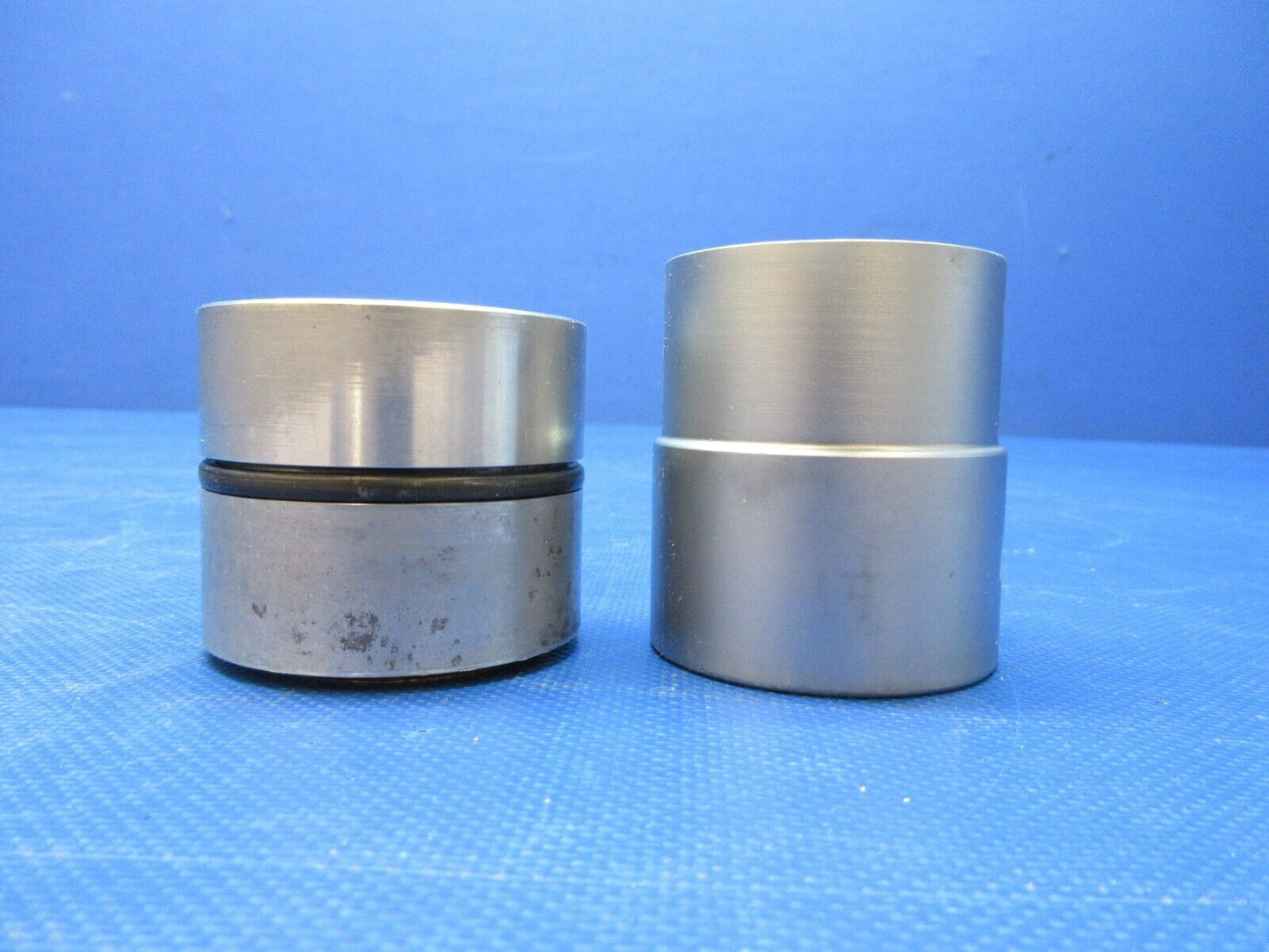 Piper PA-34-200T Seneca II MG Bearings Upper & LWR P/N 67036-00 (0924-1379)