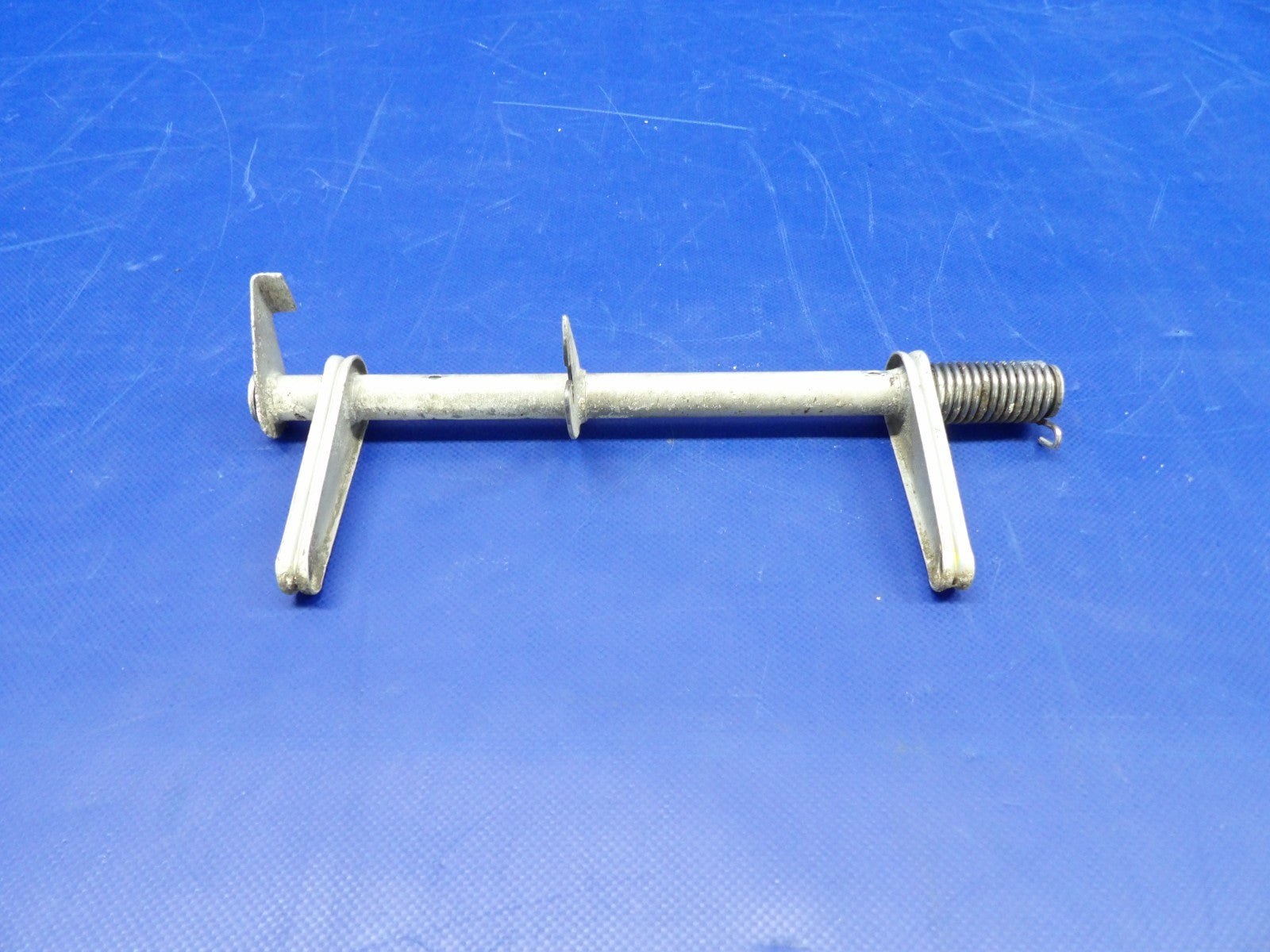 Beech 95 / D95A Travel Air Nose Gear Door Actuator P/N 95-820006-1 (0326-404)0