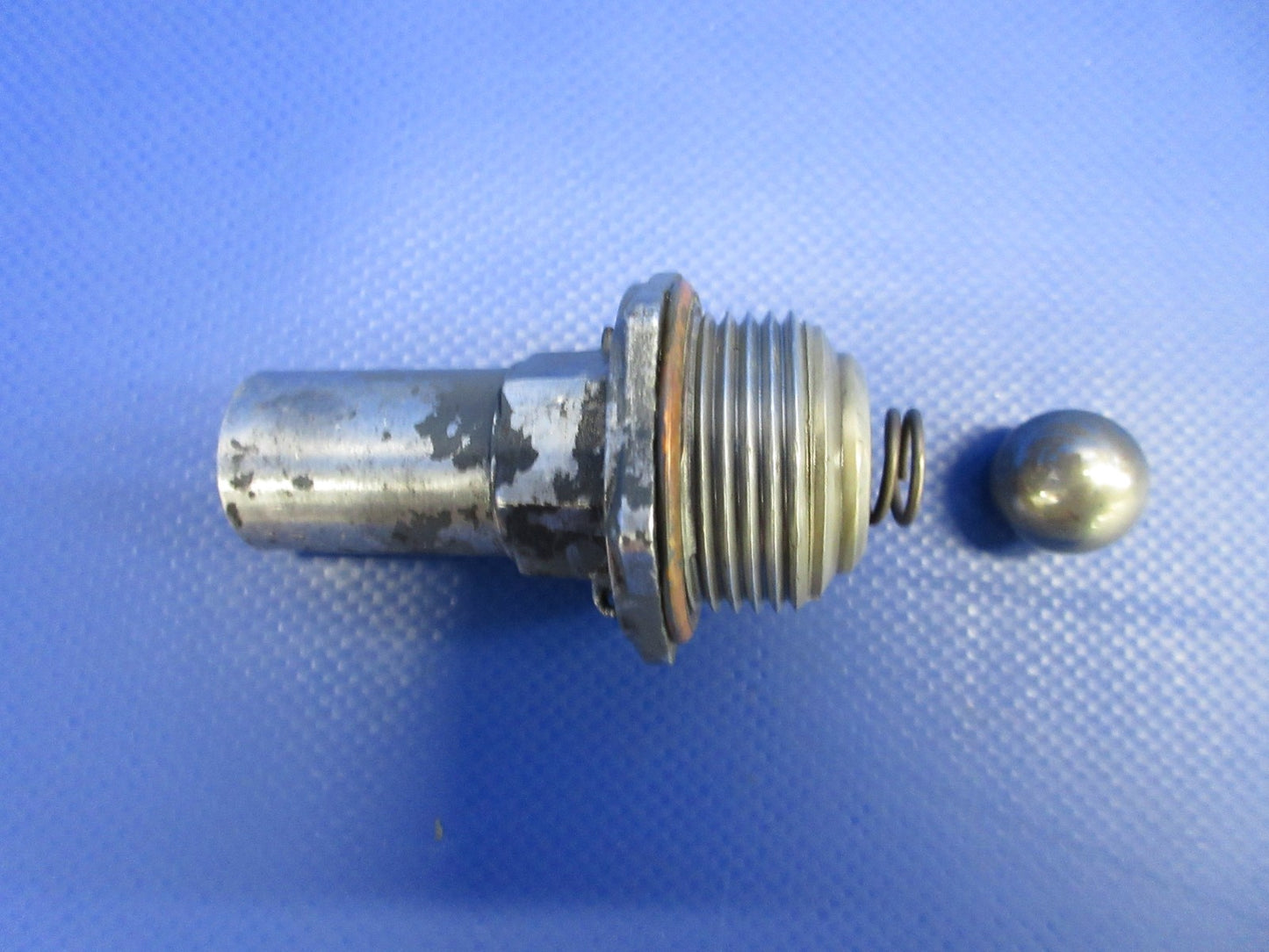 Lycoming Oil Pressure Relief Valve Plug P/N 76529 (0226-1023)1