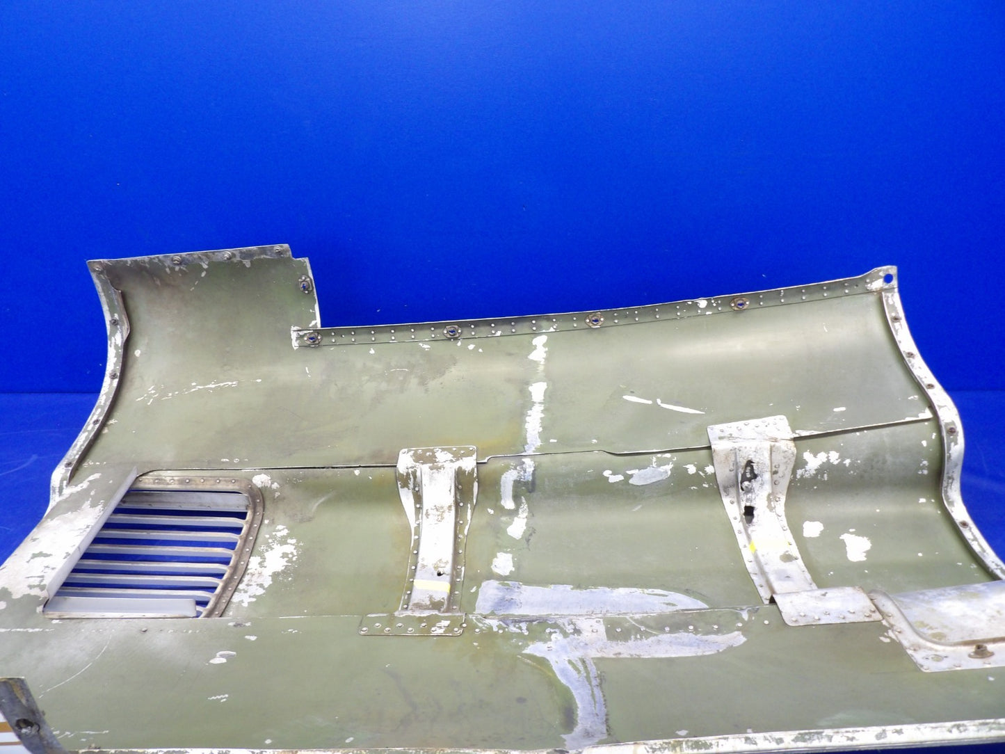 Cessna 421 Upper Right Hand Engine Cowl P/N 5121002-202 (0726-1244)16