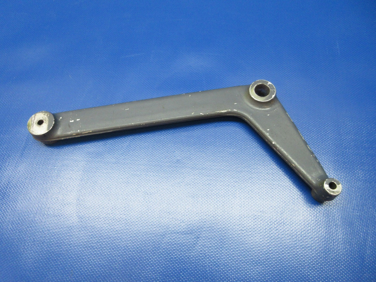 Cessna 210 Seat Pivot Bracket P/N 0514060-6F (1124-1375)0