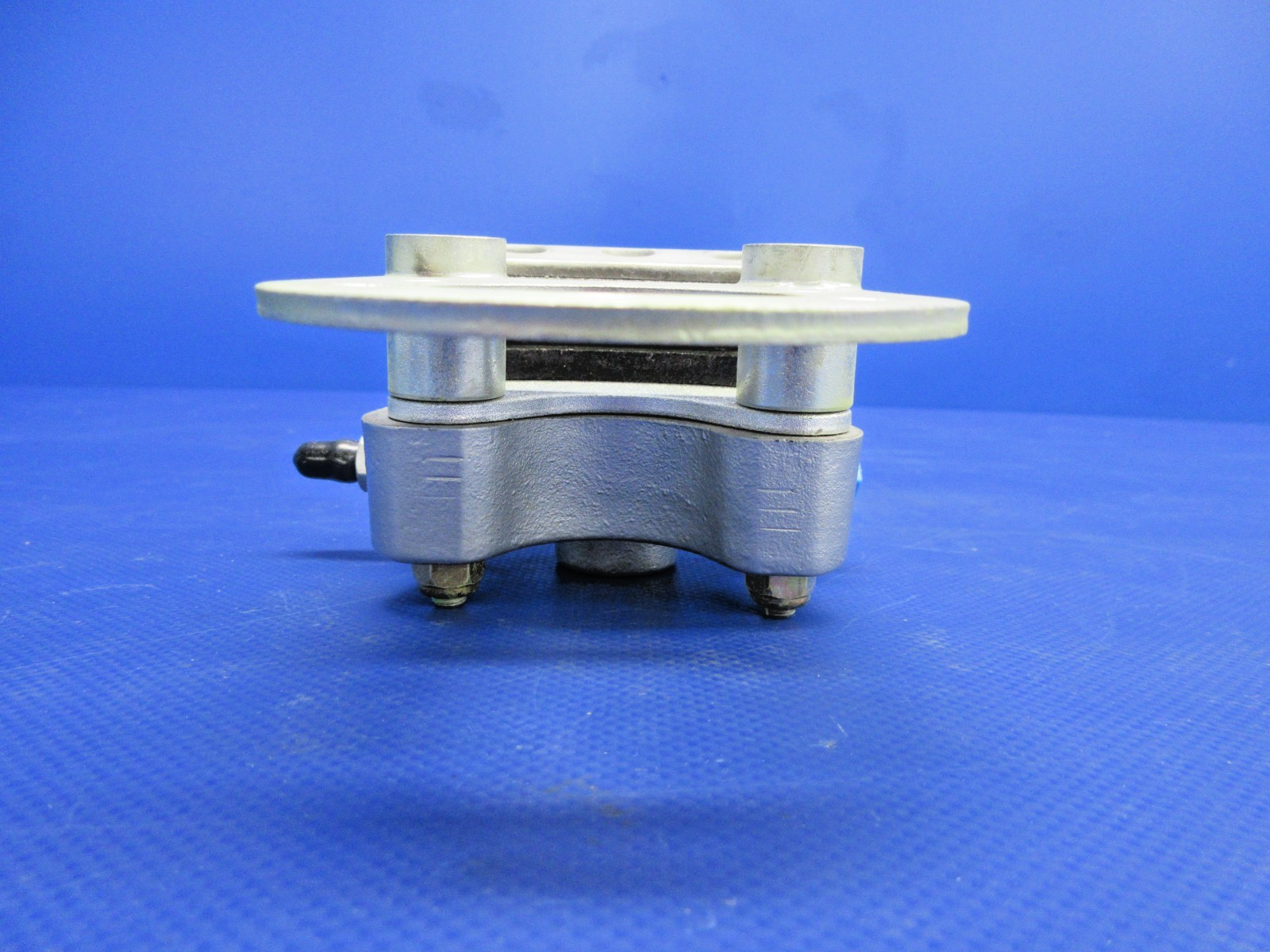 Cleveland 30-63P Brake Caliper w/Torque Plate 075-14000 NOS (0326-718)9