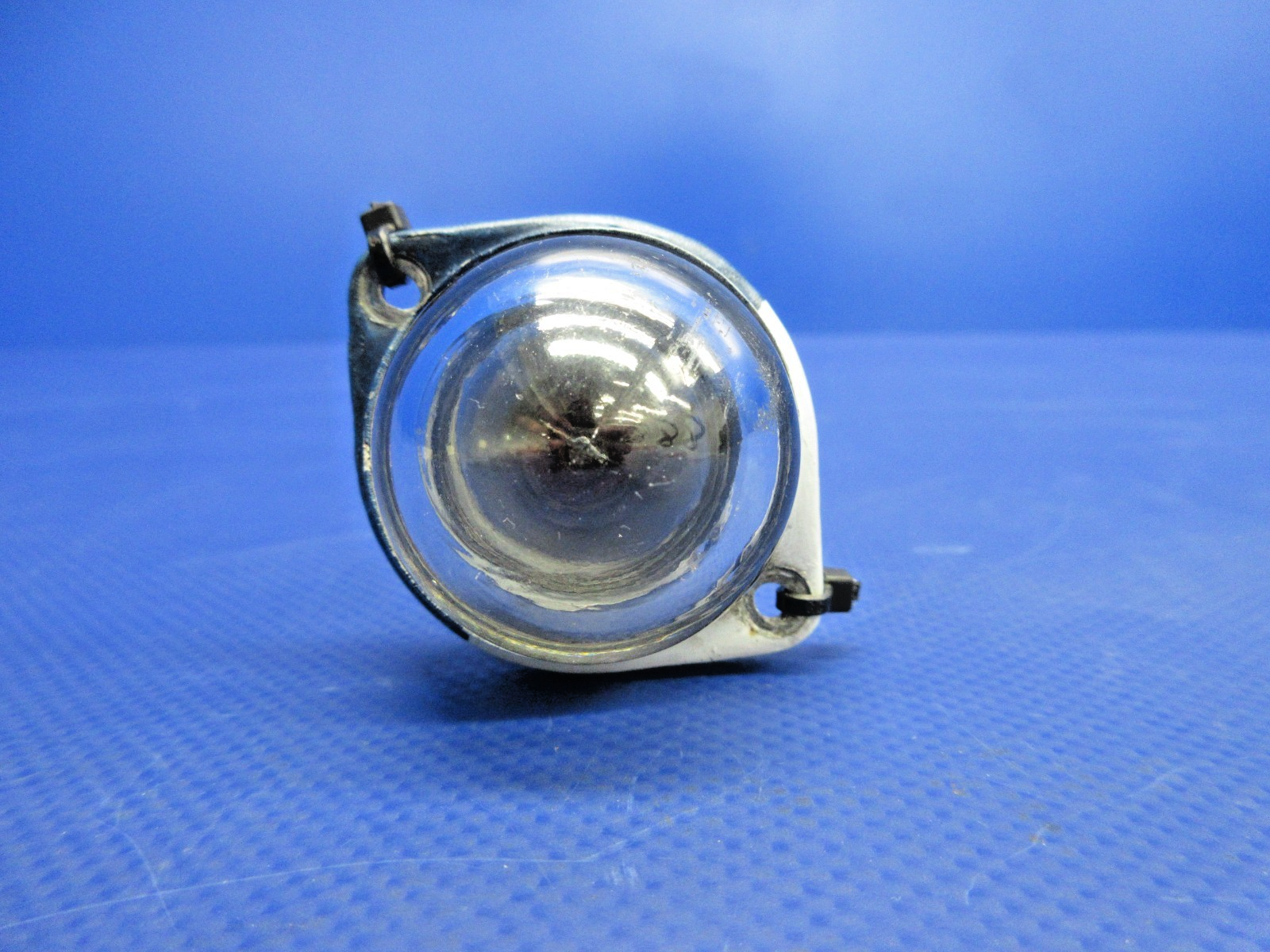Cessna 310 / 310I Grimes Tail Navigation Position Light P/N 0433006-4 (0326-898)4
