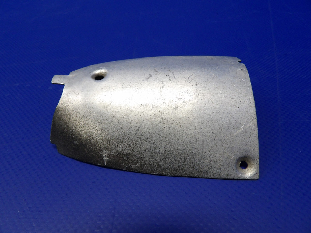 Cessna 150 RH Wing Light Shield P/N 0523566-2 (0526-1393)2