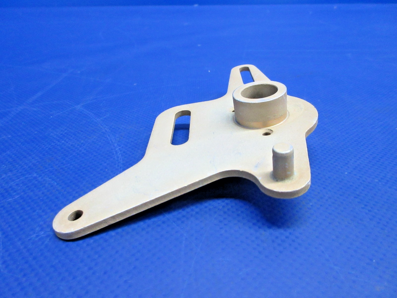 Beech RH Throttle Braze Arm w/8130 P/N 50-524510-10 NOS (0426-843)11
