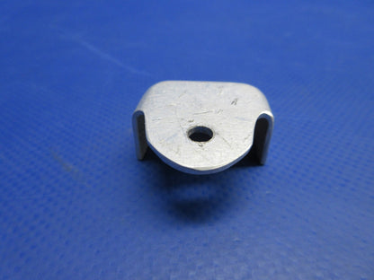 Cessna Bracket P/N 0432172-2 NOS (0526-933)12