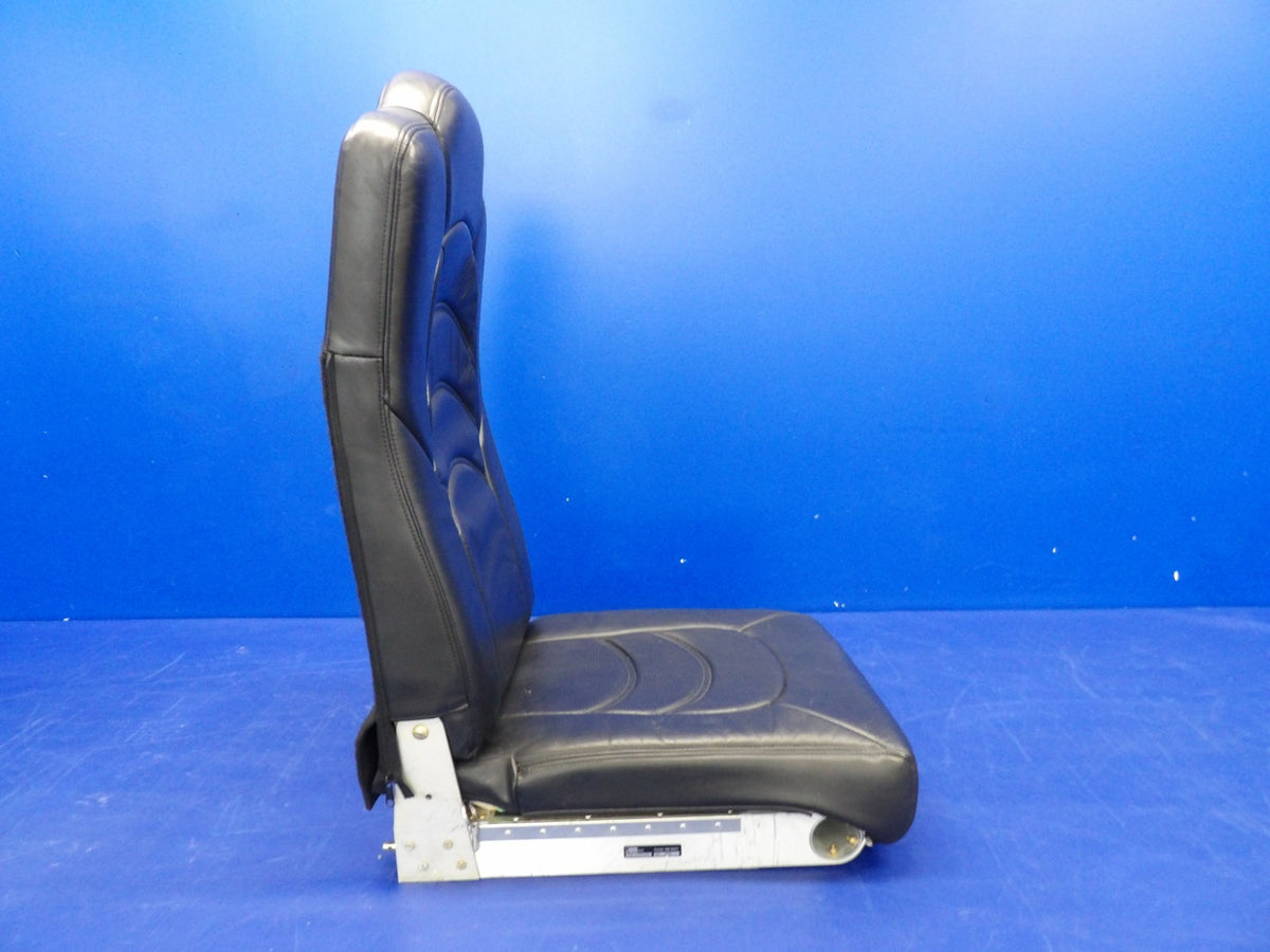 Cirrus SR22 Rear RH Passenger Seat P/N 11933-003 (0926-1230)14