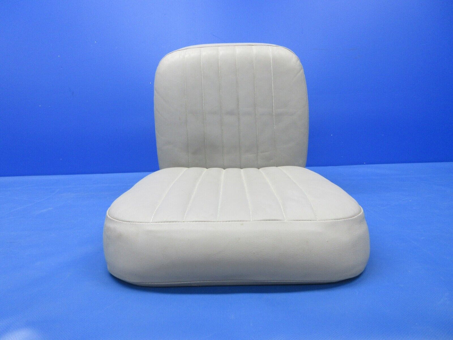 Piper PA-23-250 Aztec Rear Seat Assy LH P/N 16499-02 (0624-1351)