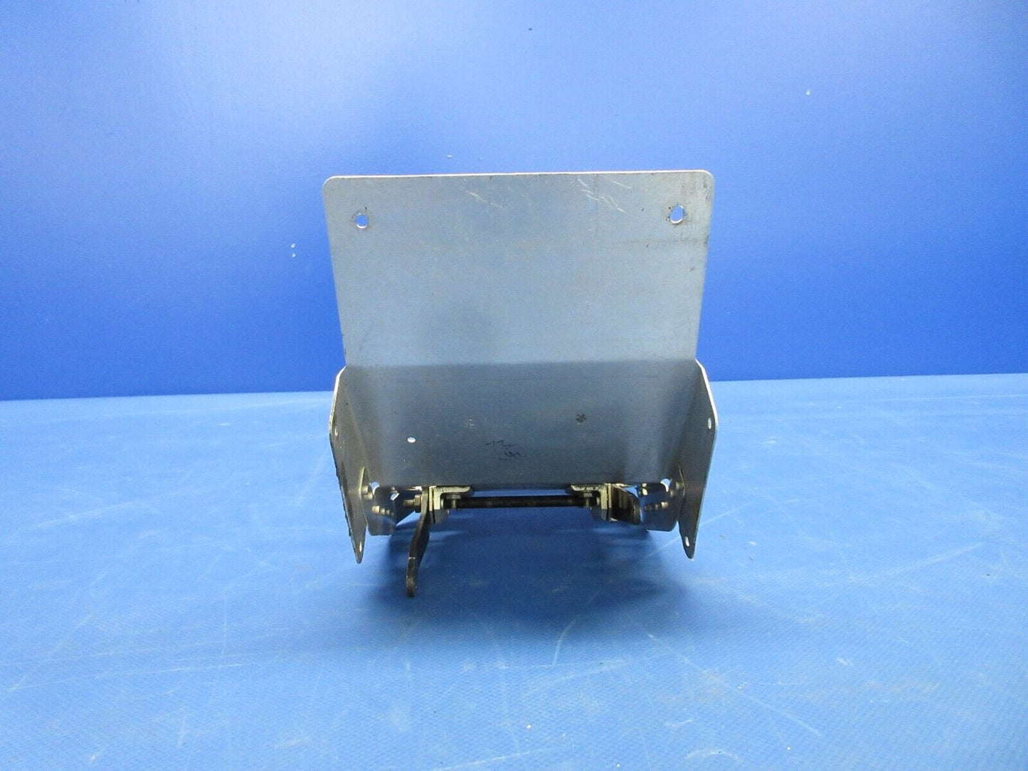 Piper PA-34-200T Cowl Flap Control Console Assy P/N 96453-00 (0524-2069)