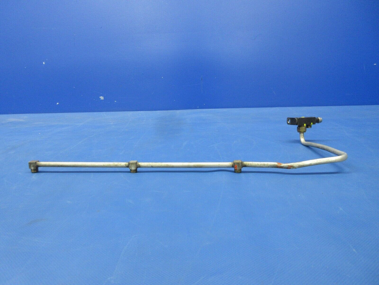 Continental TSIO-520-E9B Air Fuel Nozzle Tube Assy P/N 633704 (0924-2019)