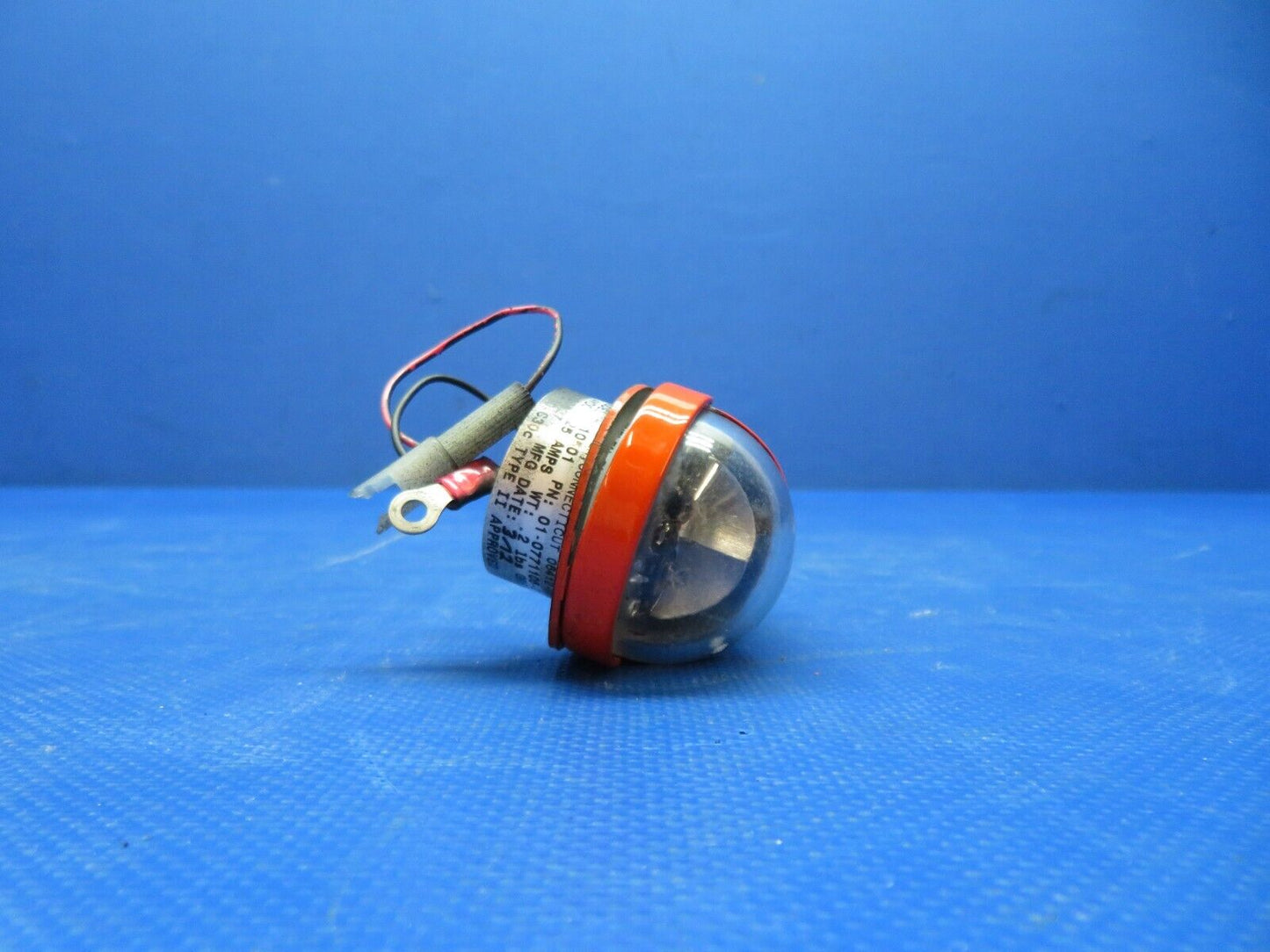 Robinson R44 Whelen Position Light Assy RH 14v 01-0771105-01 TESTED (0824-158)
