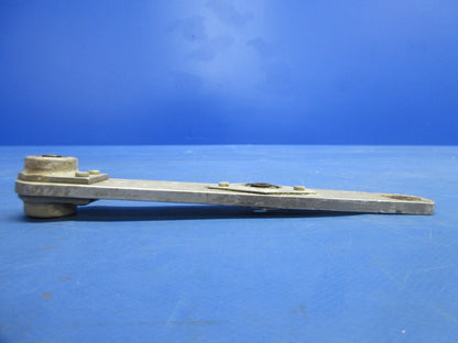 Bell 47J-2 Mast Control Stabilizer Bar Mixing Lever P/N 47-140-242-3 (1124-896)4