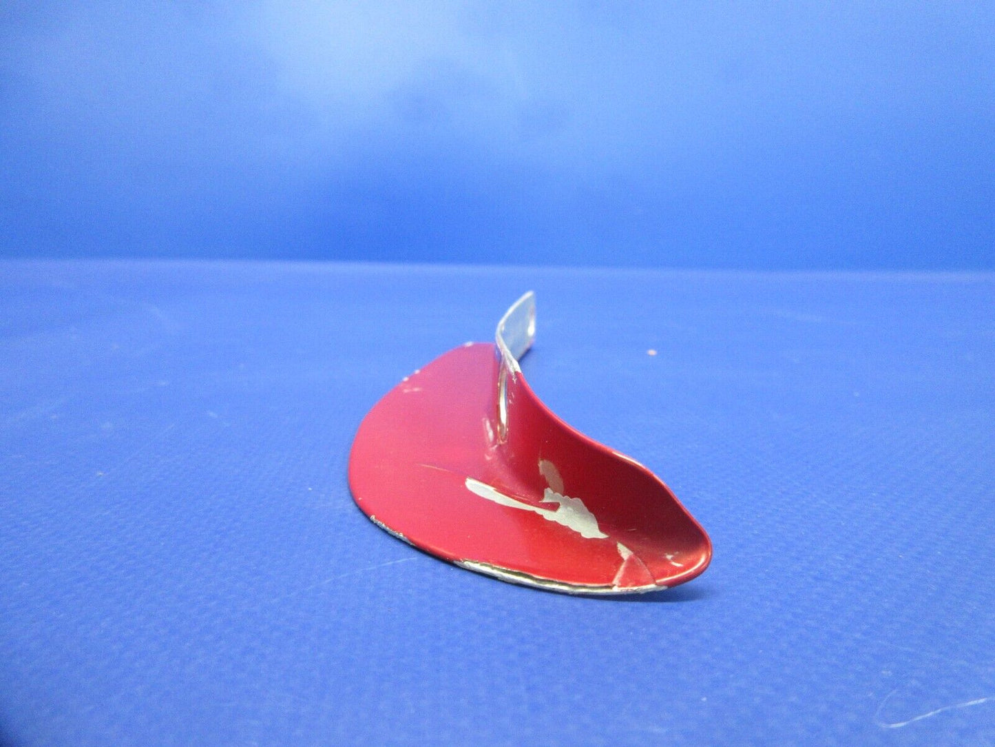 Piper PA-28-181 LH Wing Tip Recognition Light Shield P/N 36806-06 (1224-716)