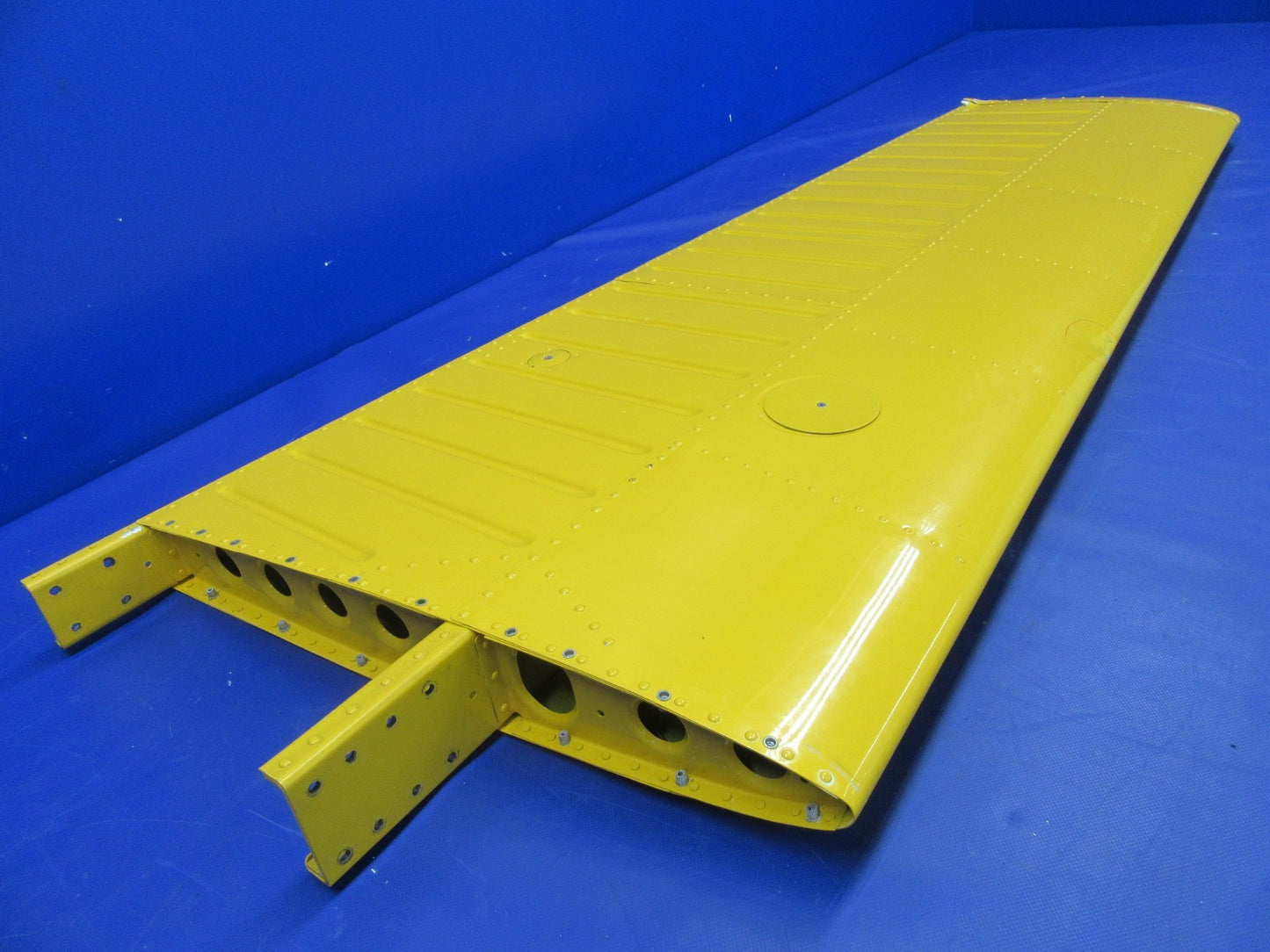 Beech T-34 / T-34B RH Horizontal Stabilizer 45-620010-1 DAMAGED CORE (0326-14)18