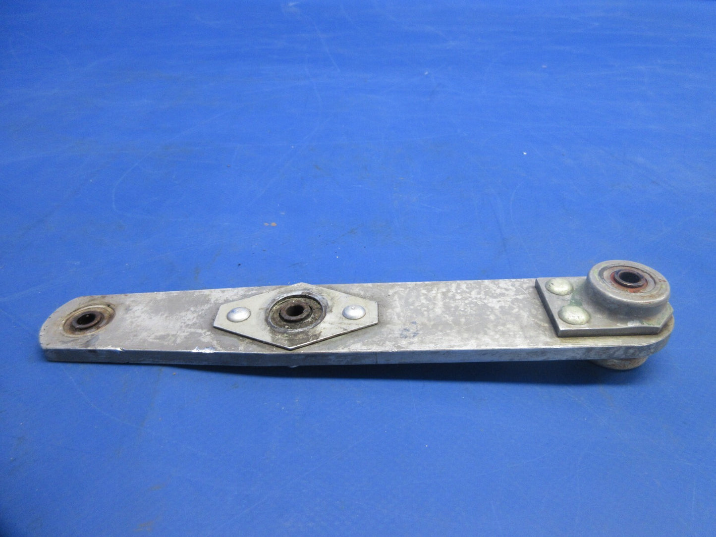 Bell 47J-2 Mast Control Stabilizer Bar Mixing Lever P/N 47-140-242-3 (1124-896)0