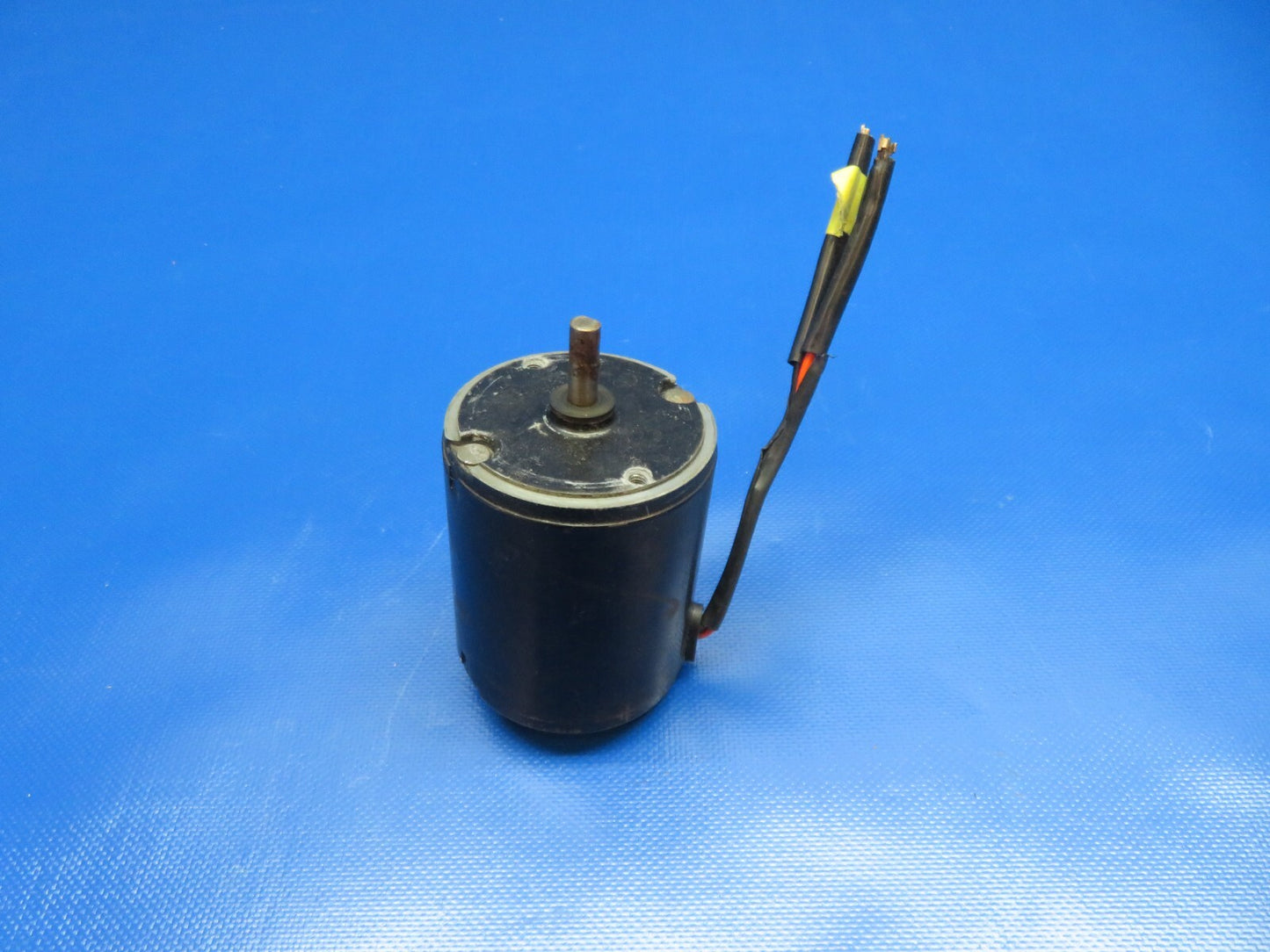 Monogram Industries Motor 24v P/N 17000-102 TESTED (0523-899)10