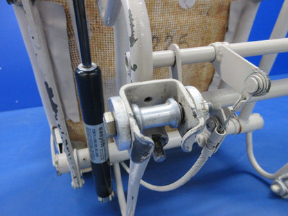Piper PA-32RT-300T Vertical Adjust Front Pilot Seat Assy 79592-02 (0924-1424)
