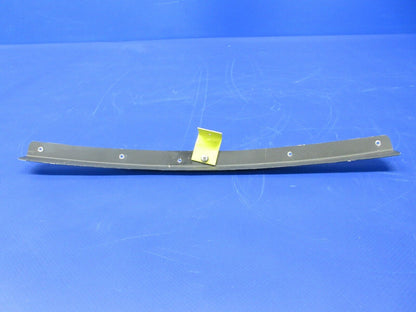 Piper PA-28-181 Pilot Center Window Retainer Bottom & Sides 76264-00 (1224-2043)