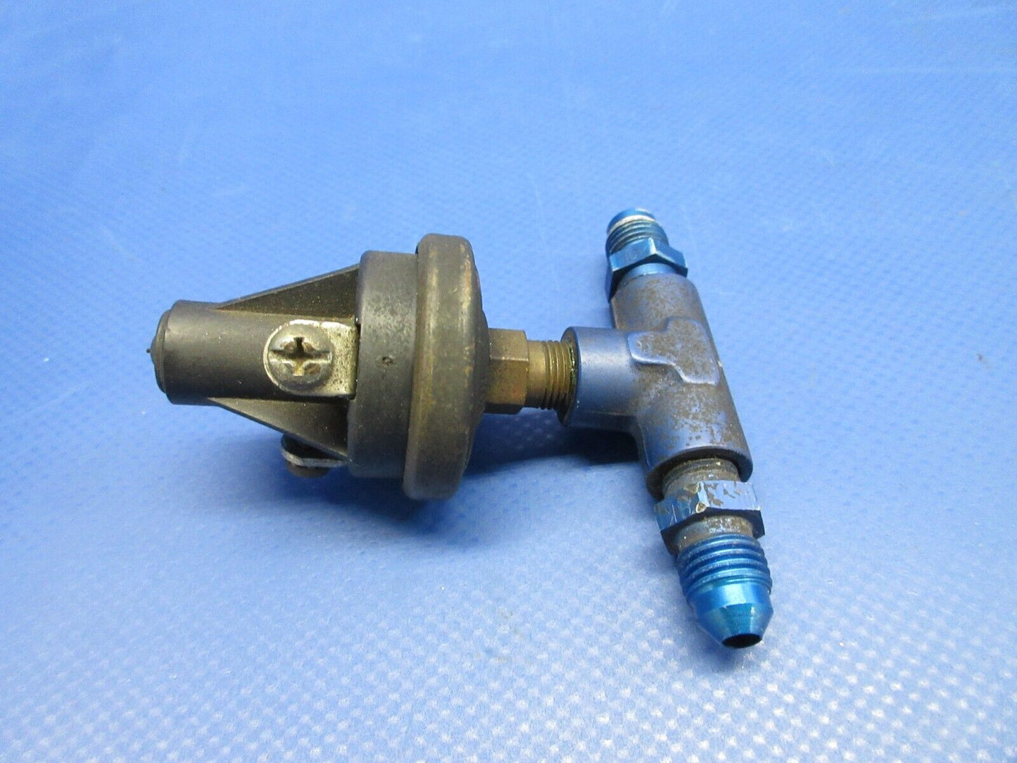 Piper PA-28-181 Archer Stewart Warner Hobbs Pressure Switch S76575-4 (0624-920)