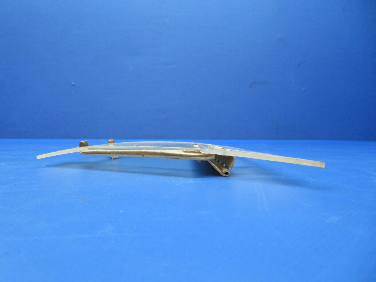 Piper PA-28 Storm Window P/N 65896-00 (0723-348)