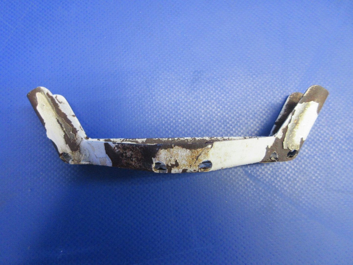 Piper PA-31T1 Cheyenne LH Main Gear Downlock Switch Bracket 41985-00 (0626-804)2