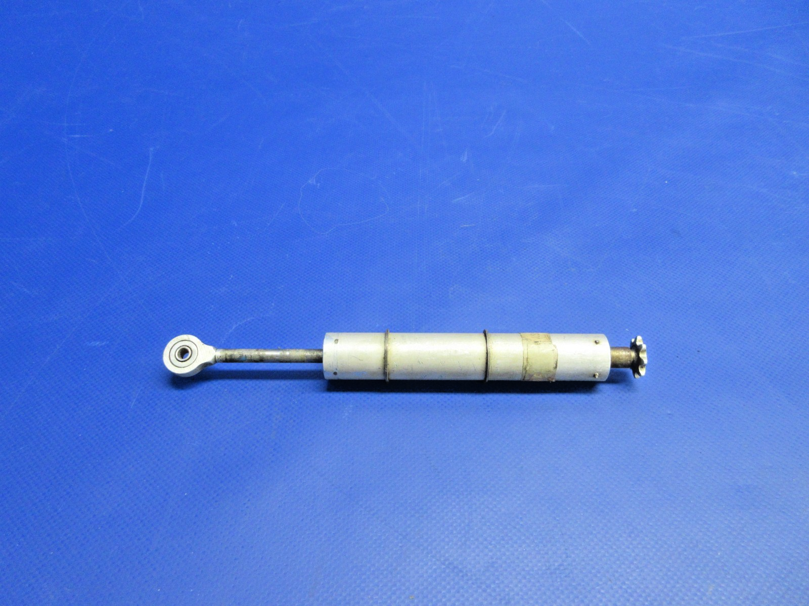 Cessna Elevator Tab Actuator P/N 1260074-4 (0826-714)0