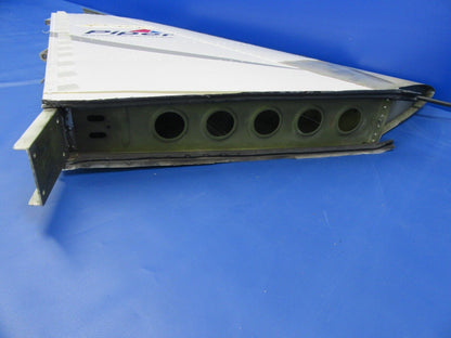 Piper PA-34-200T Seneca II Vertical Stabilizer / Fin Assy P/N 95530-05 (0424-08)