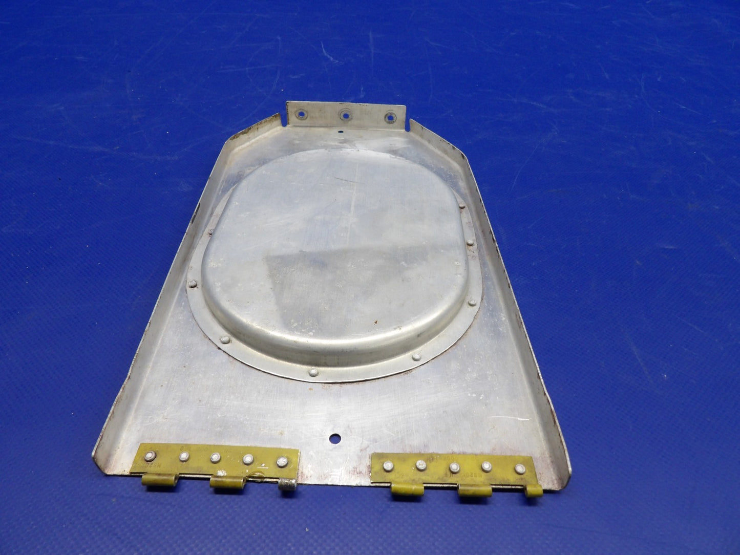 Beech D95A Travel Air Left Hand Main Section Door P/N 95-110014-365 (02226-515)10