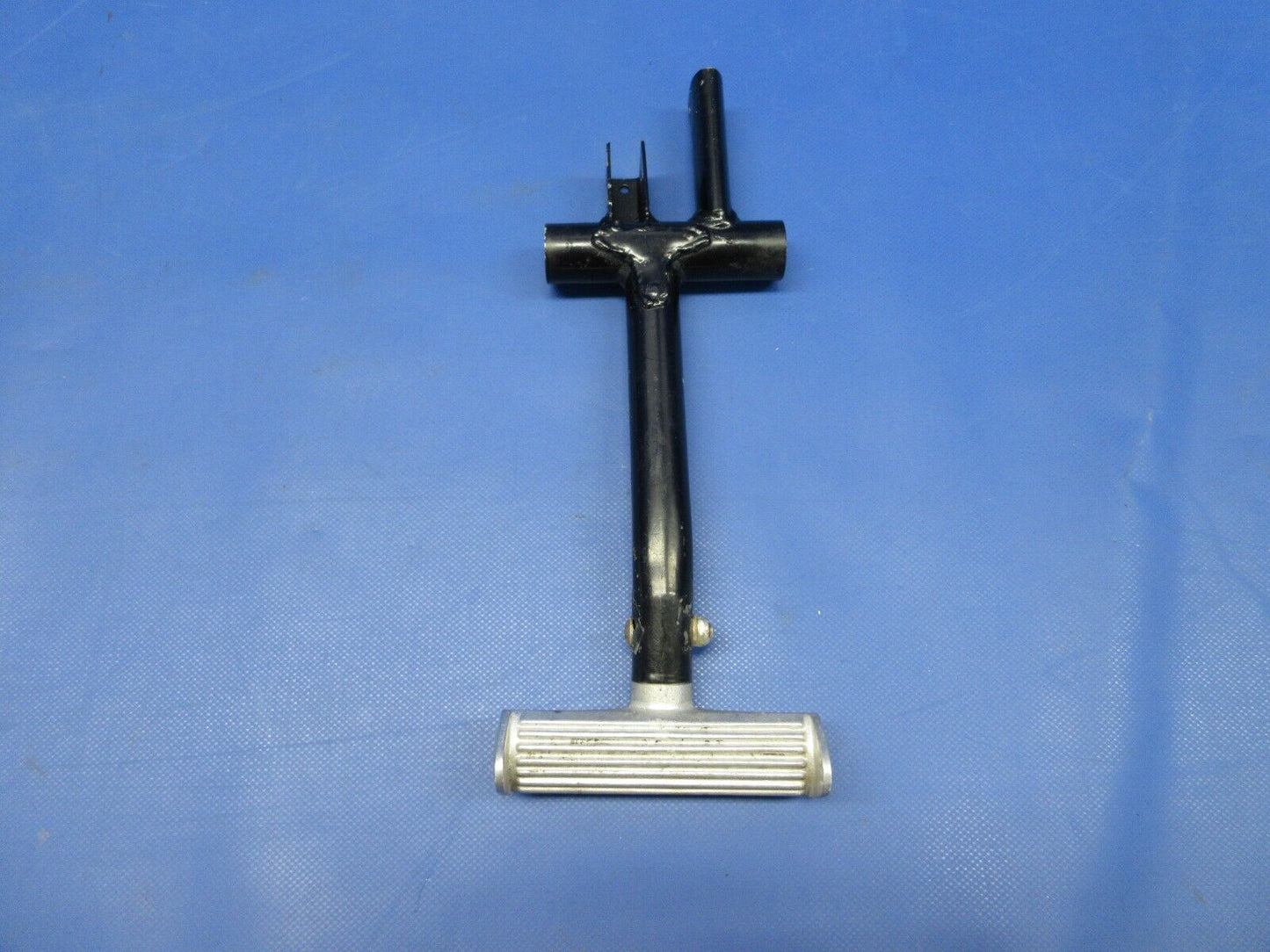 Bellanca 17-30A Viking Co-Pilot Rudder Pedals P/N 195266 (0524-1301)
